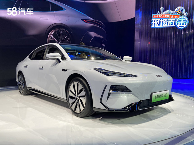 2023广州车展吉利银河E8实拍 搭载45英寸8K大屏(图1)