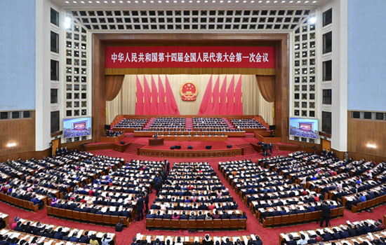 2023年我国“新三样”出口首次突破万亿元大关同比增长299%(图5)