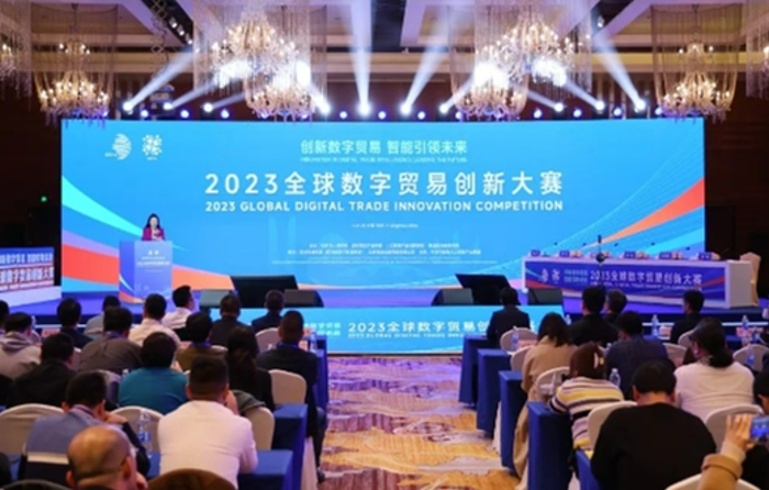 2023年我国“新三样”出口首次突破万亿元大关同比增长299%(图6)