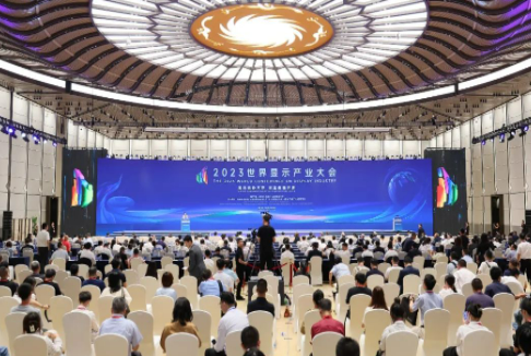 2023年我国“新三样”出口首次突破万亿元大关同比增长299%(图8)