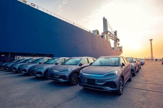 国产新能源车横扫海外马斯克再赞中国同行:若无贸易壁垒他们将摧毁大部分对手(图2) 国产新能源车横扫海外马斯克再赞中国同行:若无贸易壁垒他们将摧毁大部分对手(图2)