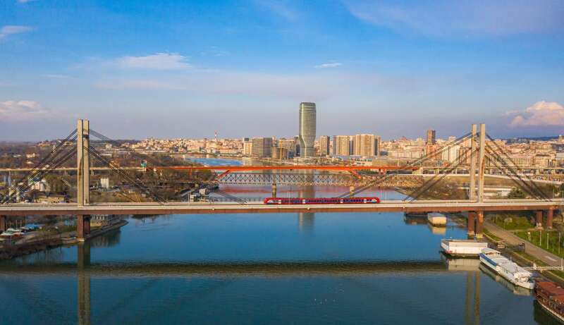 中塞“铁杆友谊”谱新篇(图4)