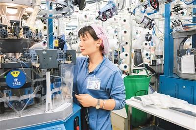 2023年贸易额近2000亿美元比13年翻了一番——中国同南亚国家经贸往来势头好（锐财经）(图1)